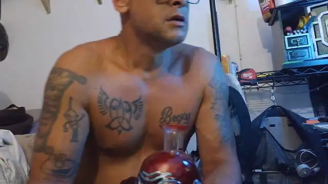 Buffshagswell online show from July 28, 2026, 1:57 am