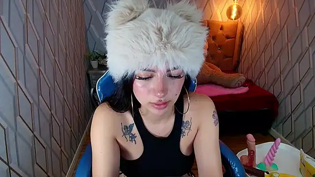 Snapshot of Angelchristix chatting on June 4, 2026, 2:11 pm Angelchristix online show from June 4, 2026, 2:11 pm