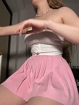 Snapshot of NickiLike chatting on June 23, 2026, 6:06 pm NickiLike online show from June 23, 2026, 6:06 pm