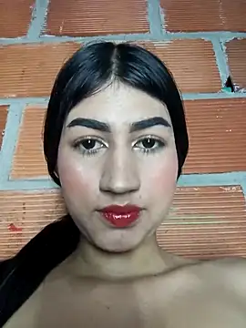 Snapshot of Julix_A chatting on February 16, 2025, 6:43 am Julix A online show from February 16, 2025, 6:43 am