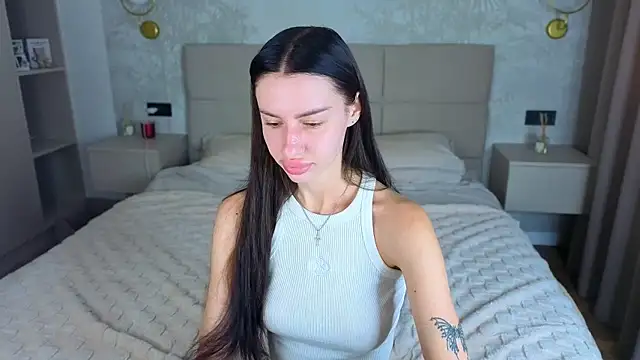 Snapshot of Snow_WhiteeeX chatting on June 26, 2026, 4:07 am Snow WhiteeeX online show from June 26, 2026, 4:07 am