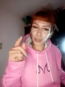 Snapshot of IvanaFetish chatting on October 8, 2025, 9:37 pm IvanaFetish online show from October 8, 2025, 9:37 pm