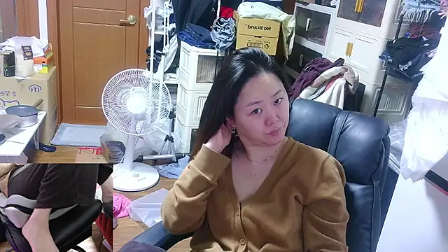 Snapshot of rami0428 chatting on April 6, 2026, 6:20 pm rami0428 online show from April 6, 2026, 6:20 pm