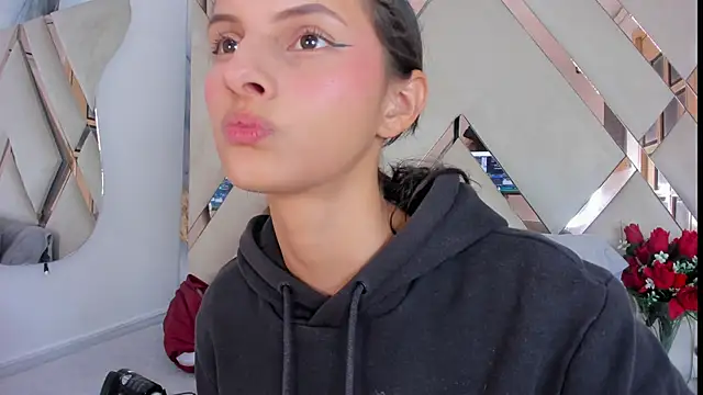 Snapshot of ninaht chatting on October 11, 2025, 8:54 pm ninaht online show from October 11, 2025, 8:54 pm