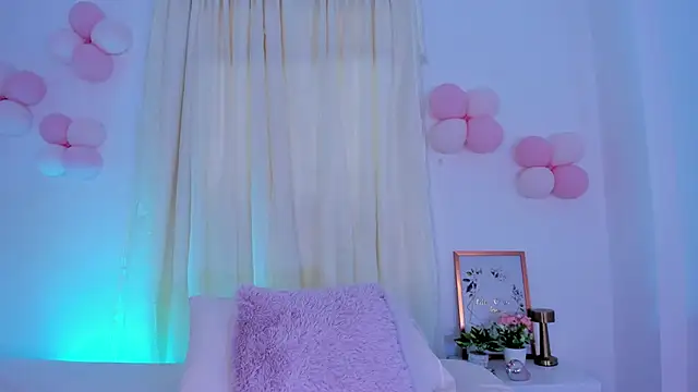 ninaht online show from March 13, 2026, 9:09 pm