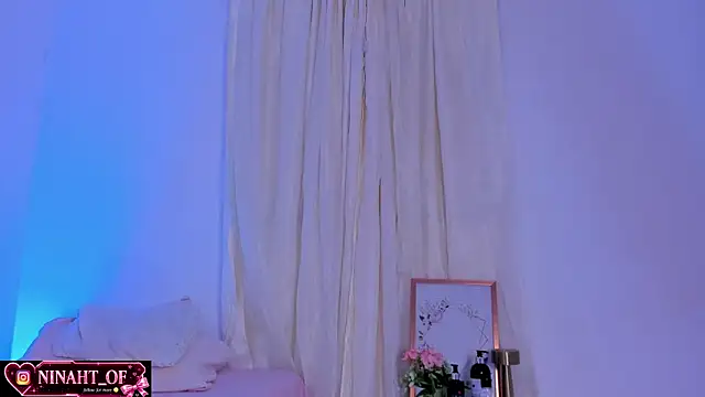 Snapshot of ninaht chatting on June 11, 2026, 9:23 pm ninaht online show from June 11, 2026, 9:23 pm