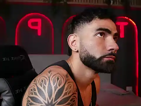 Austin bolt online show from November 11, 2025, 3:23 am