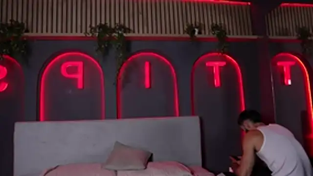 Austin bolt online show from October 16, 2025, 2:20 am