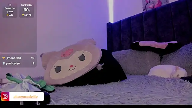 Snapshot of Alice_woodville chatting on February 27, 2025, 10:31 pm Alice woodville online show from February 27, 2025, 10:31 pm