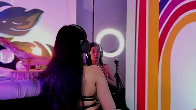 Snapshot of Alice_woodville chatting on September 17, 2025, 7:16 pm Alice woodville online show from September 17, 2025, 7:16 pm