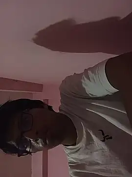 Pussy320  online show from November 20, 2025, 7:47 pm