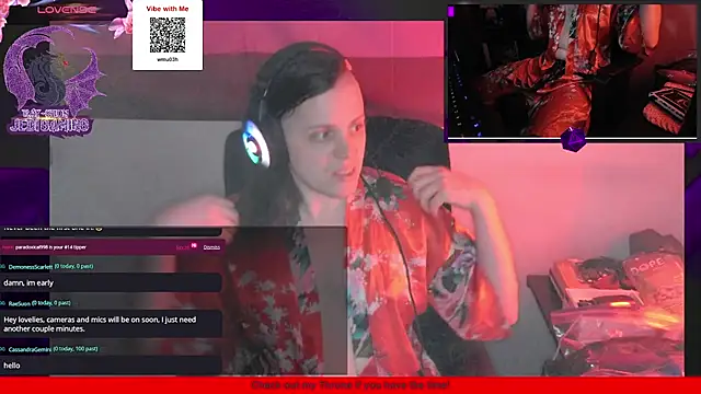 Snapshot of Rae-Suon chatting on February 26, 2025, 12:30 am Rae-Suon online show from February 26, 2025, 12:30 am