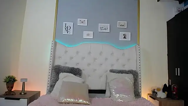 Snapshot of dante_ferraraa chatting on April 20, 2026, 9:05 pm dante ferraraa online show from April 20, 2026, 9:05 pm
