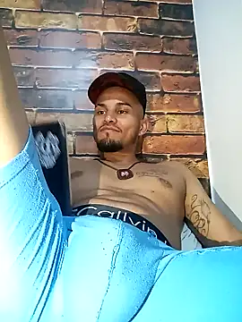 Snapshot of Dilan_1994 chatting on March 22, 2025, 3:30 am Dilan 1994 online show from March 22, 2025, 3:30 am