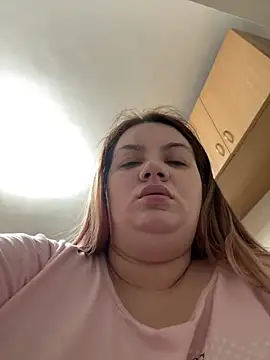 Snapshot of MelanieBrownn chatting on February 15, 2025, 5:17 pm MelanieBrownn online show from February 15, 2025, 5:17 pm