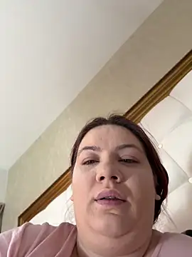 Snapshot of MelanieBrownn chatting on March 11, 2025, 6:41 am MelanieBrownn online show from March 11, 2025, 6:41 am