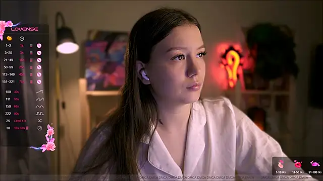 Snapshot of Emy_jonesss chatting on March 13, 2025, 6:16 am Emy jonesss online show from March 13, 2025, 6:16 am