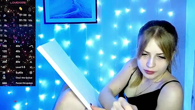 PureAlisMiracle online show from January 24, 2025, 2:41 pm