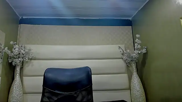 Snapshot of Desmon_Clark chatting on March 19, 2025, 11:39 am Desmon Clark online show from March 19, 2025, 11:39 am