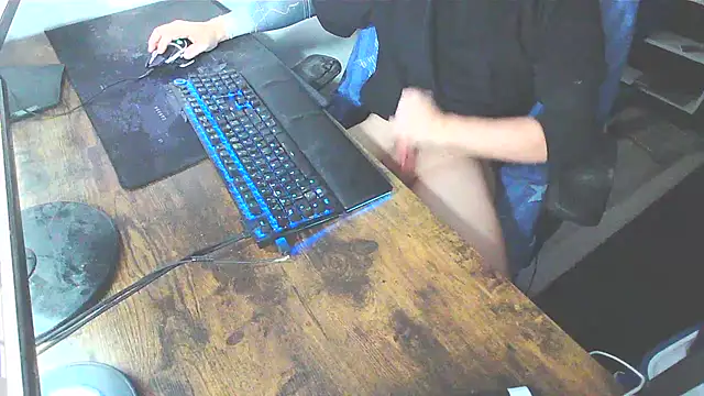 WouldLovetoFuckYou666 online show from November 30, 2025, 11:38 pm