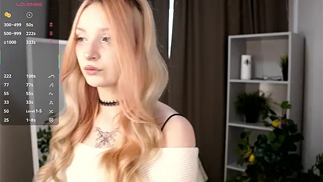 Snapshot of Naughty__Couplles chatting on May 29, 2026, 1:33 am Naughty Couplles online show from May 29, 2026, 1:33 am