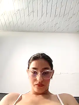 Ary-18 online show from October 9, 2025, 2:17 pm