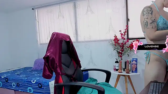 Danniela rivera online show from October 7, 2025, 8:21 pm