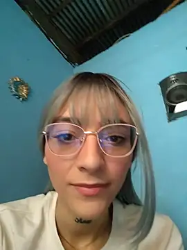 Dani pegin online show from November 13, 2025, 4:00 pm