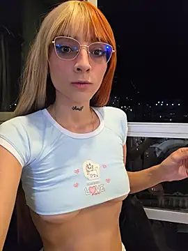 Snapshot of Dani_pegin chatting on June 28, 2026, 12:50 am Dani pegin online show from June 28, 2026, 12:50 am