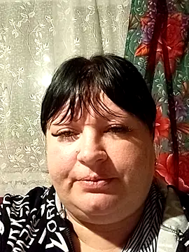 Snapshot of Marina376 chatting on October 8, 2025, 5:35 pm Marina376 online show from October 8, 2025, 5:35 pm