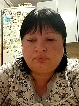 Snapshot of Marina376 chatting on November 15, 2025, 9:41 pm Marina376 online show from November 15, 2025, 9:41 pm