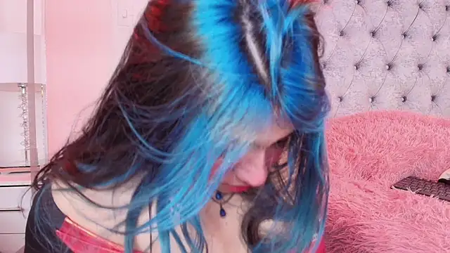 Salem skyler  online show from October 12, 2025, 4:14 am