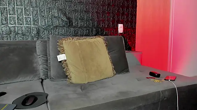 Aaron ST online show from February 25, 2025, 10:48 am