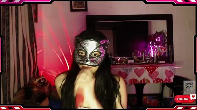 Sarahgin online show from October 17, 2025, 8:54 pm