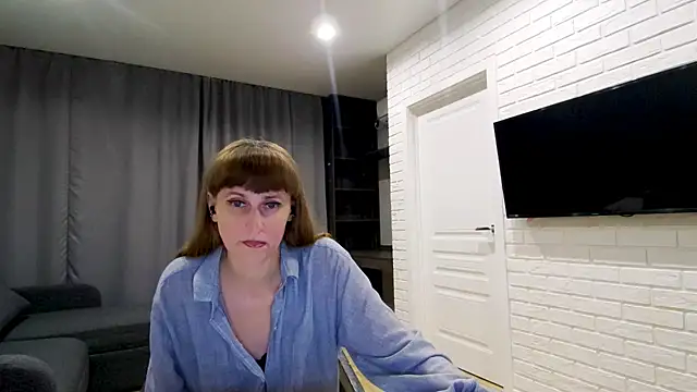 Snapshot of Daniella_Lorente chatting on May 13, 2026, 10:39 pm Daniella Lorente online show from May 13, 2026, 10:39 pm