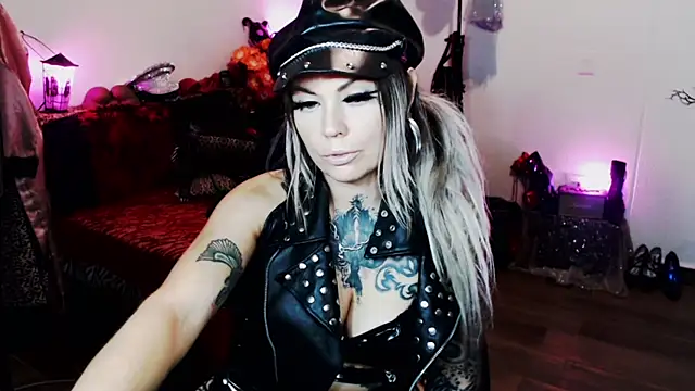 Snapshot of Ryder_D_Bauchery chatting on February 17, 2025, 5:23 pm Ryder D Bauchery online show from February 17, 2025, 5:23 pm