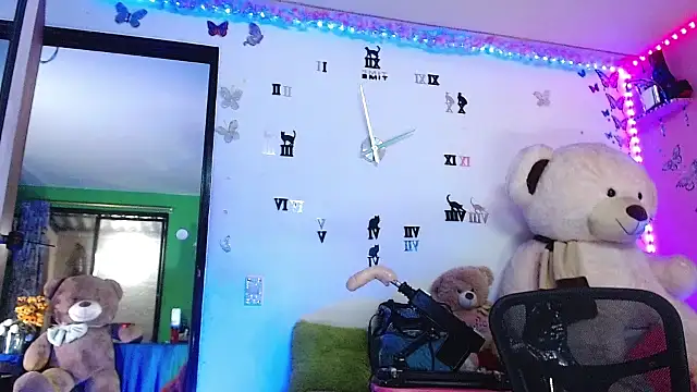 goddess BigassCock online show from October 25, 2025, 4:22 am