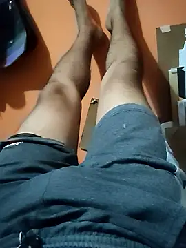 Snapshot of ElWeUltimO chatting on January 8, 2026, 3:56 am ElWeUltimO online show from January 8, 2026, 3:56 am