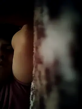 Snapshot of ElWeUltimO chatting on September 25, 2025, 5:52 pm ElWeUltimO online show from September 25, 2025, 5:52 pm