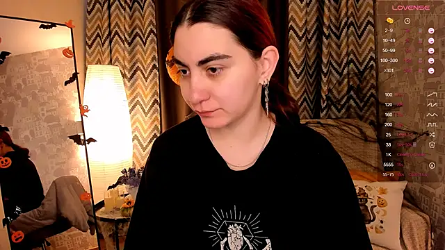 hannacheekss  online show from October 28, 2025, 3:51 am