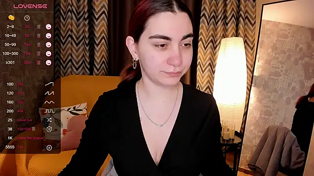 hannacheekss  online show from March 3, 2026, 2:07 am