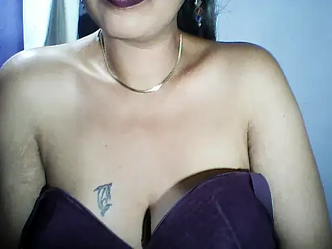 Snapshot of layanah12 chatting on October 31, 2025, 6:59 pm layanah12 online show from October 31, 2025, 6:59 pm