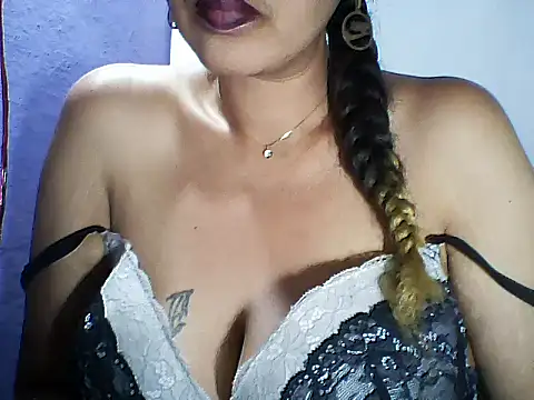 Snapshot of layanah12 chatting on October 13, 2025, 6:31 pm layanah12 online show from October 13, 2025, 6:31 pm