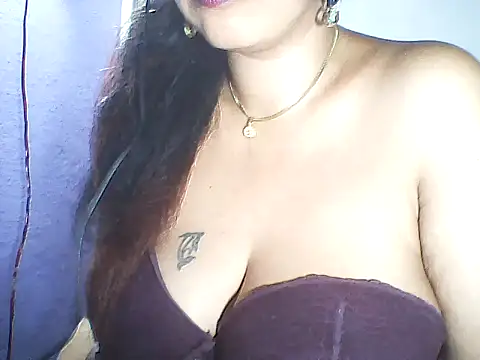 layanah12 online show from April 29, 2026, 8:04 pm