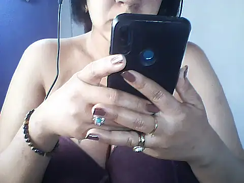 Snapshot of layanah12 chatting on July 23, 2026, 7:05 am layanah12 online show from July 23, 2026, 7:05 am
