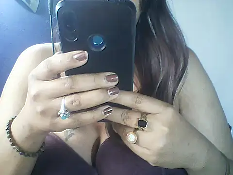 Snapshot of layanah12 chatting on August 6, 2026, 6:19 am layanah12 online show from August 6, 2026, 6:19 am