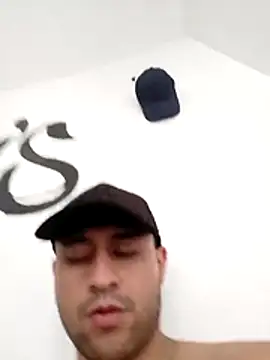 Hxnsovrgon online show from January 6, 2026, 6:23 pm