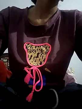 Snapshot of pikubaby chatting on November 12, 2025, 8:34 pm pikubaby online show from November 12, 2025, 8:34 pm