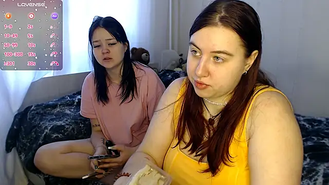 Snapshot of BettyandRich_ chatting on February 9, 2025, 8:43 am BettyandRich online show from February 9, 2025, 8:43 am