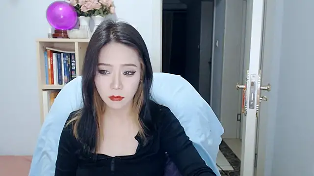 SuSushi728 online show from May 6, 2026, 3:05 pm